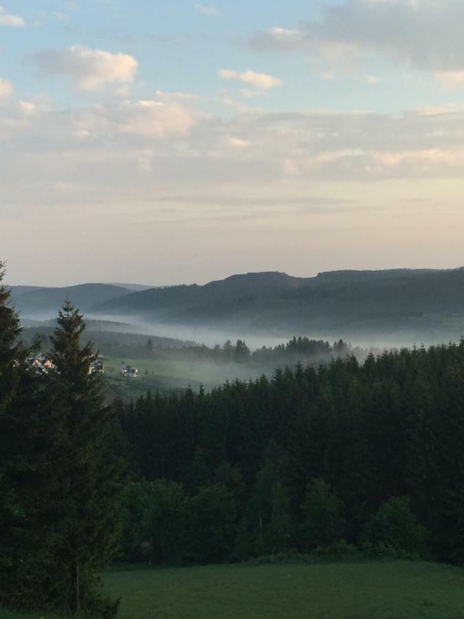 Goski & Gobike Winterberg 4K Netflix Free Esterno foto